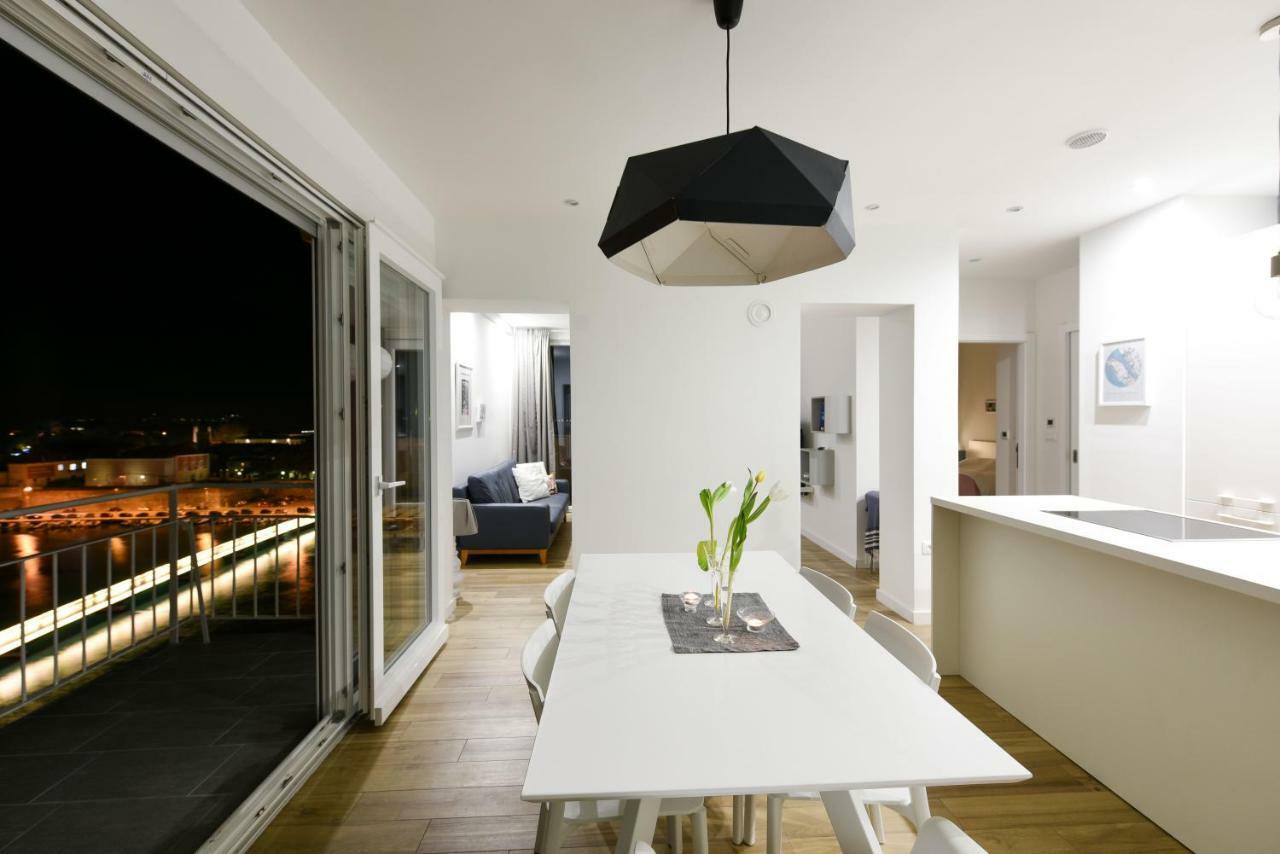 Penthouse Dolcevita Apartment *